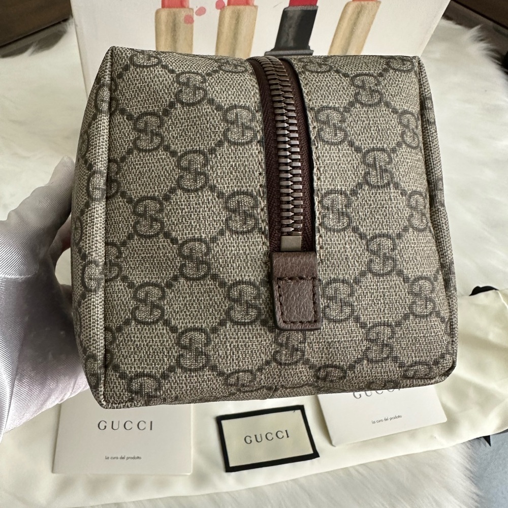 Auth GG Shelly Pouch - Picture 8 of 17